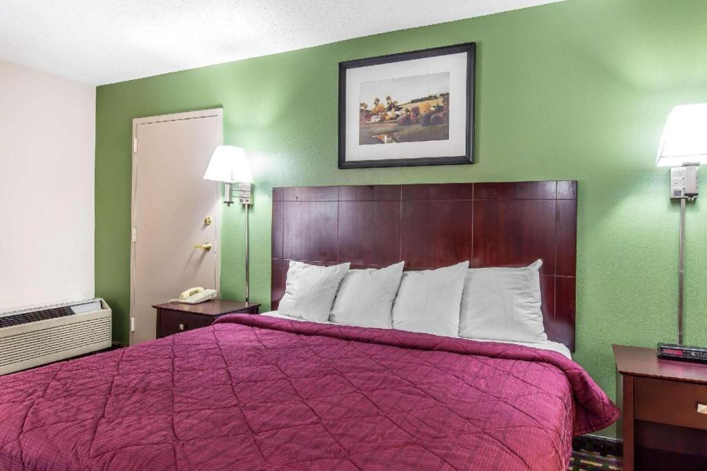 Hotel Quality Homewood I-65 2*